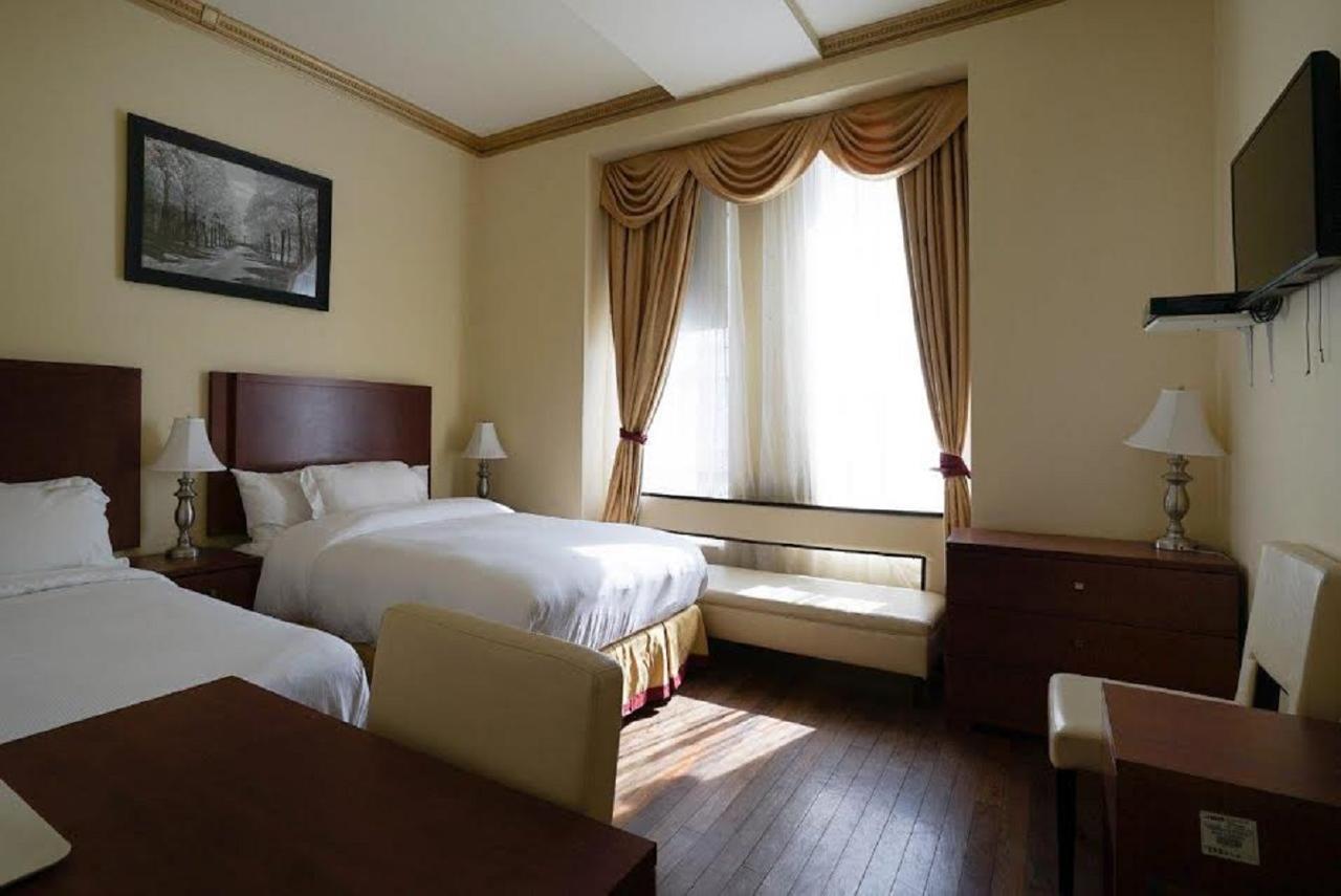 Hotel A2K Montreal Exterior photo